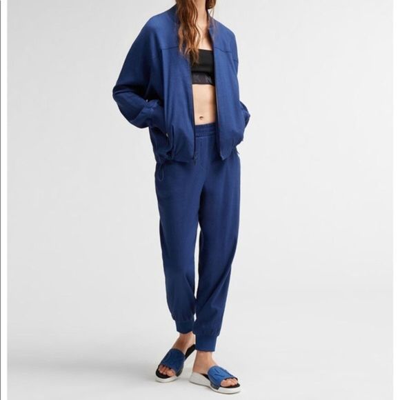 DKNY $398 Blue Linen Drawstring Bomber Jacket 1469 - Picture 1 of 10